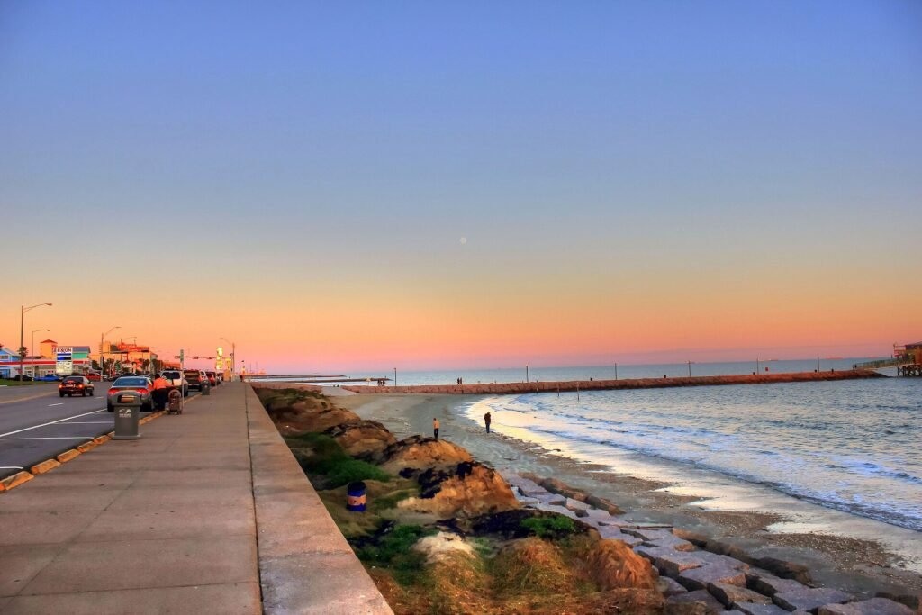 Galveston shoreline along Seawall Boulevard, photographed in 2014.